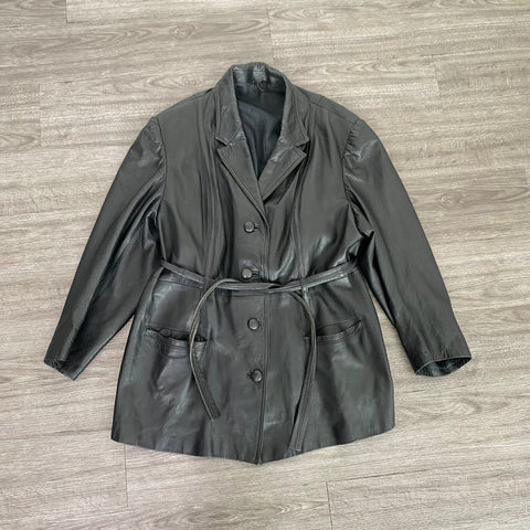VESTE VINTAGE EN CUIR CEINTURÉ