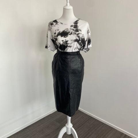 JUPE VINTAGE EN CUIR TAILLE HAUTE