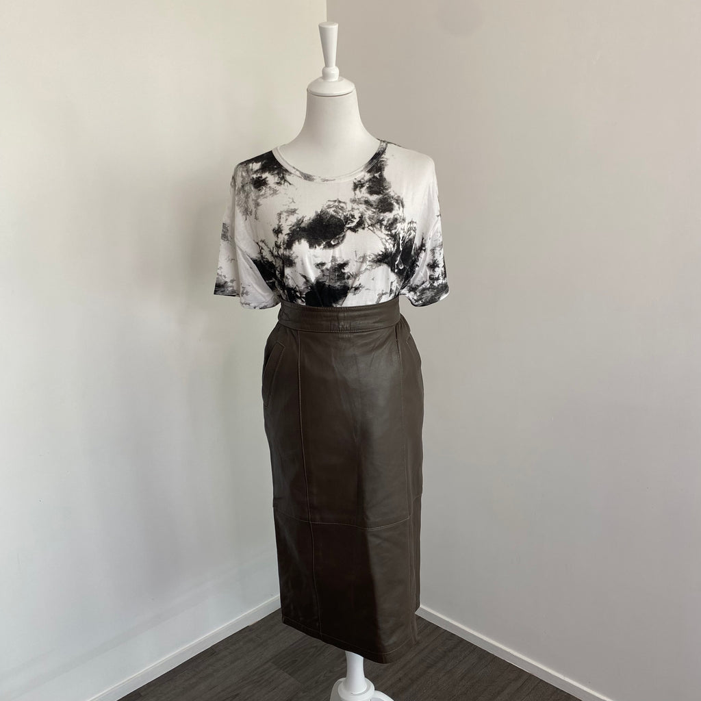 JUPE VINTAGE EN CUIR TAILLE HAUTE THE FASHION TRUSTEE VINTAGE