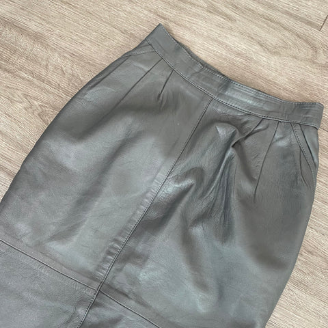 JUPE VINTAGE EN CUIR TAILLE HAUTE