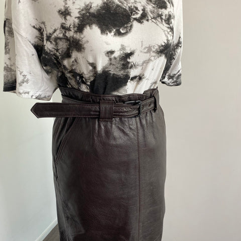 JUPE VINTAGE EN CUIR TAILLE HAUTE